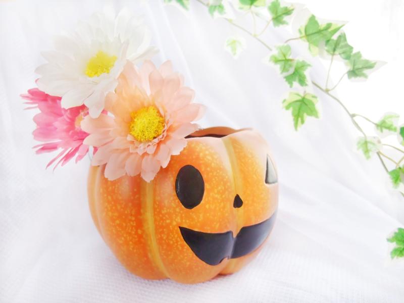 ハロウィンのアレンジにおすすめの花
